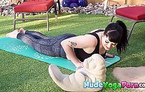 Nudeyogaporn, curvy alt beauty lita lecherous strips for naked yoga