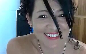 Hot Colombian Mature Beauty on Webcam